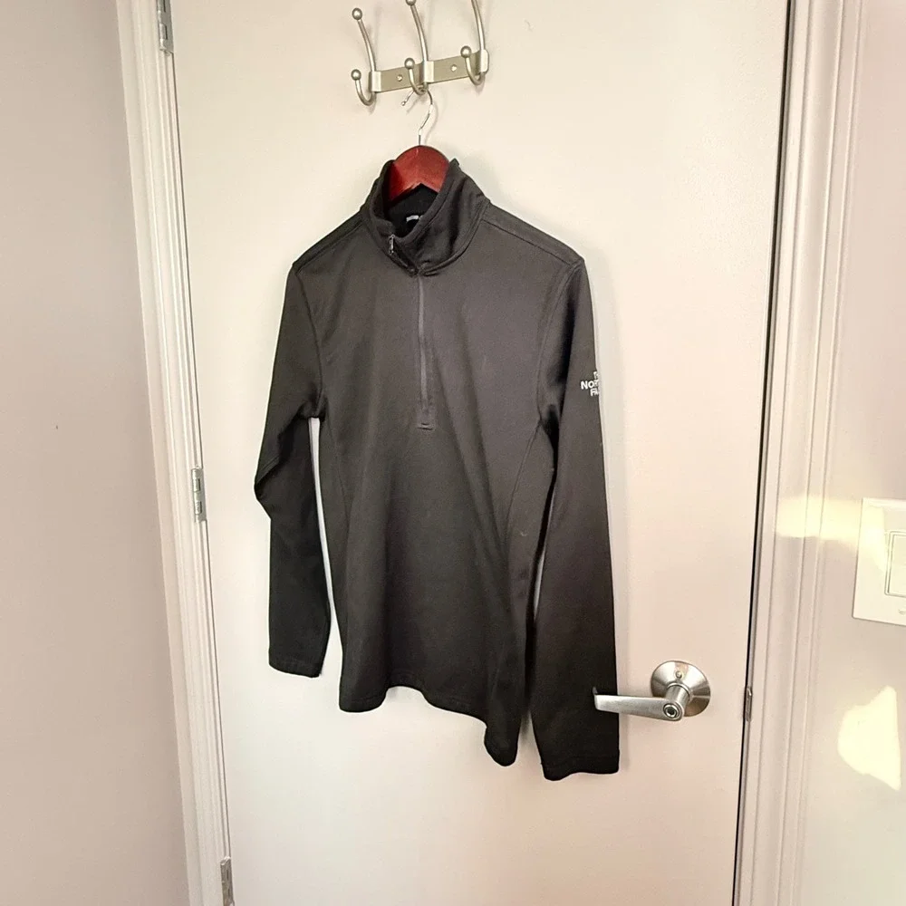 The North Face Mens 1/4 Zip Pullover Black Fleece Active Hiking Top Small S/P